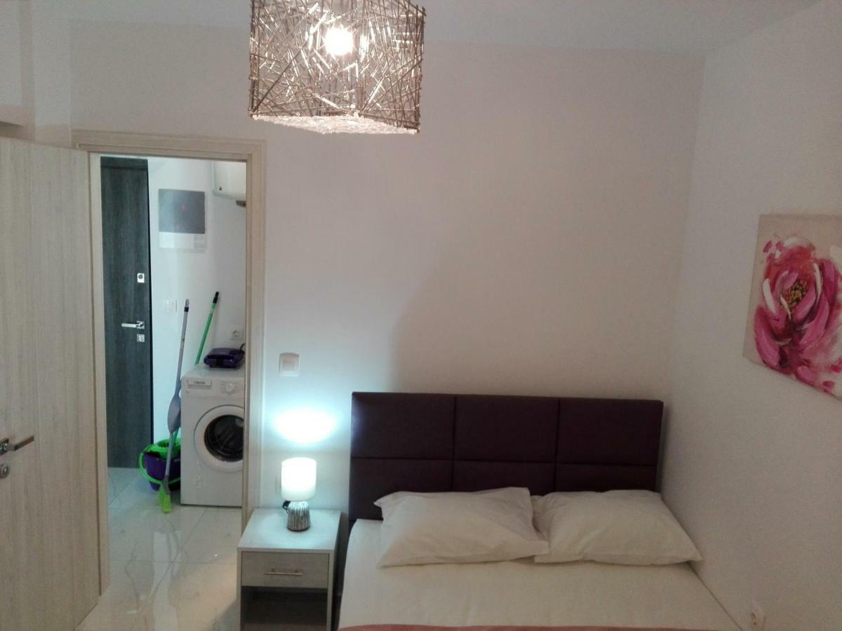 Milla Lux 1 Apartment Paralia Katerinis Exterior photo